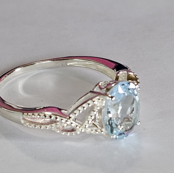 Genuine Sky Blue Topaz 💙 Ring Platinum over Sterling Silver Sz 11! - Picture 7 of 8